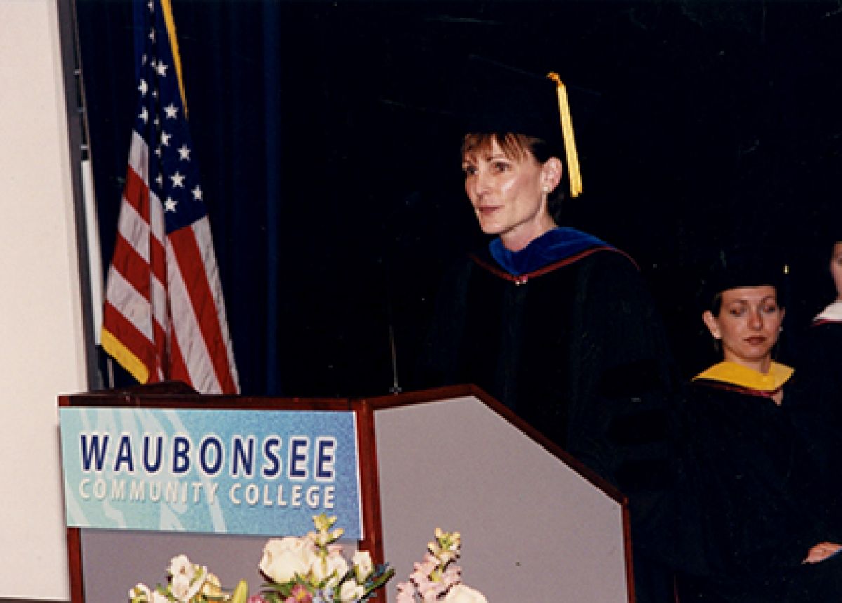Dr. Sobek speaks at her Installation Ceremony, November 4, 2001. 