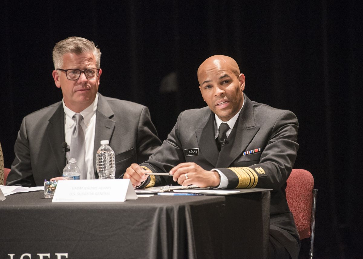 Photo of leaders at opioid forum
