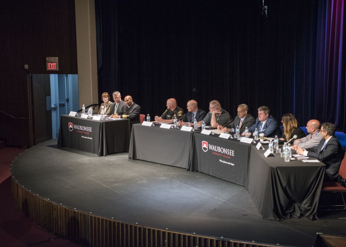 Photo of opioid forum