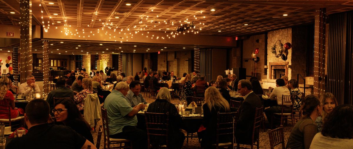 Dining room at Alumni Reception Dinner 2023