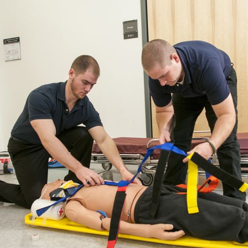 EMT Students practicing