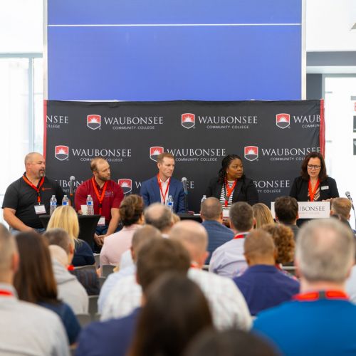 Pictured from left to right: Andrew Limoges (MSI Express), Jesse Brady (IMEC) Peter Skoda (Freudenberg Home and Cleaning Solutions), Ne’Keisha Stepney (Waubonsee Community College), and Kathy Gilmore Industrial Maintenance Program