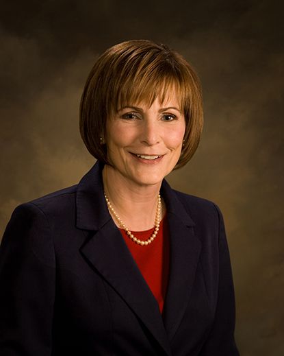 Portrait of President Dr. Christine Sobek