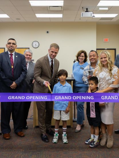 Dyslexia Center Ribbon Cutting Group