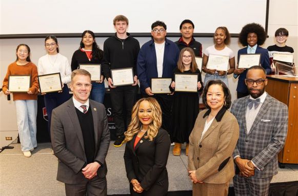 Waubonsee Community College recognized twelve outstanding local students with the inaugural RISE to the Dream Award. 