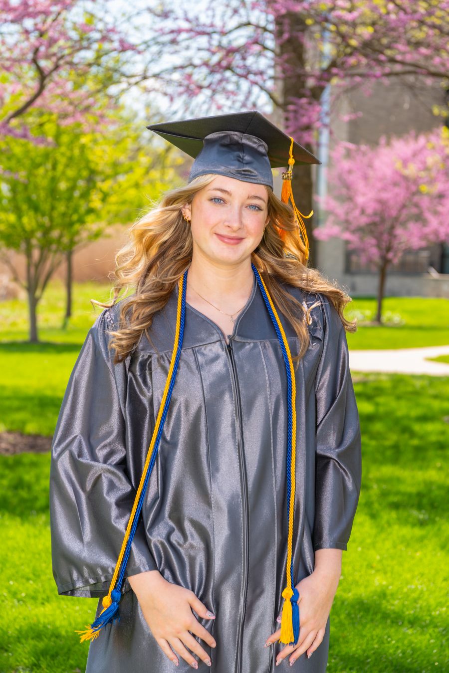 2025 Graduate - Bella Klotz