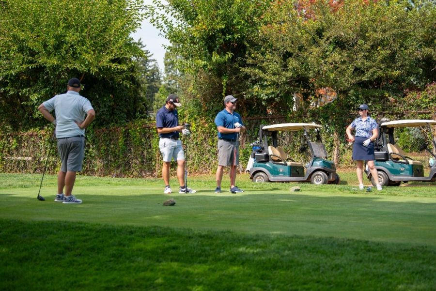 golf outing golfers