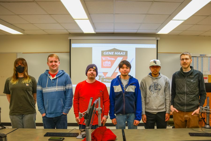 Nine Waubonsee Students Awarded Gene Haas Foundation Scholarship to Advance in CNC Technology